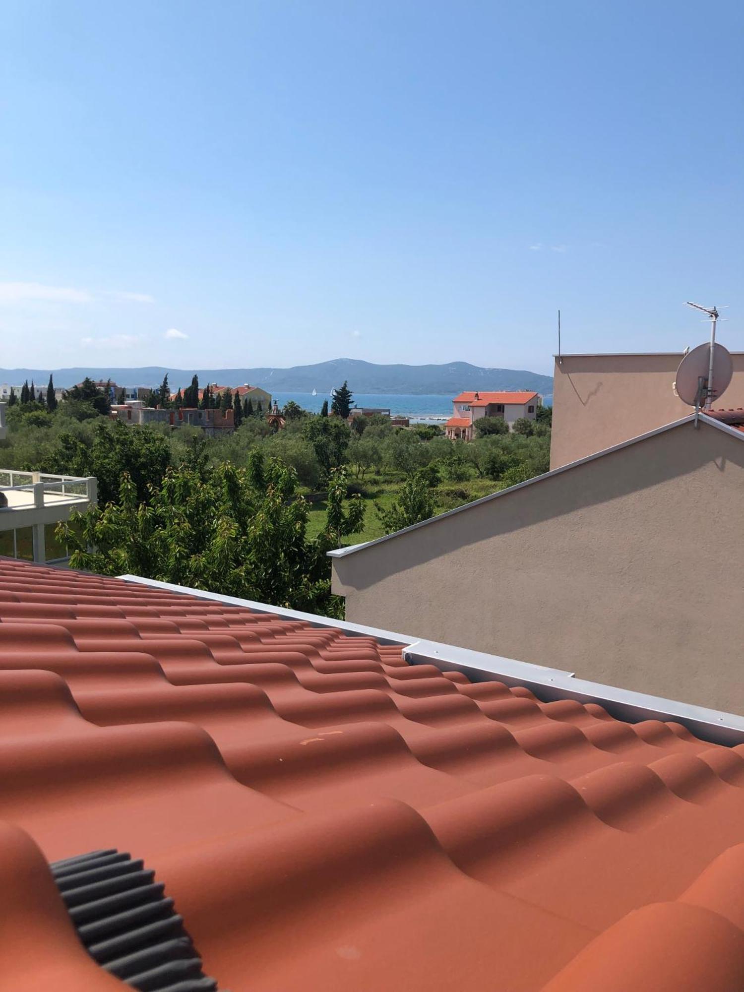 Apartmani Gavran Sukošan Екстериор снимка