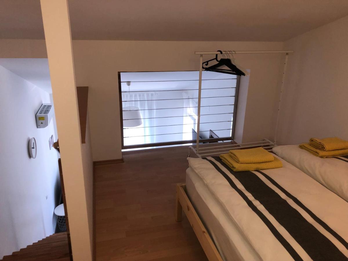 Apartmani Gavran Sukošan Екстериор снимка
