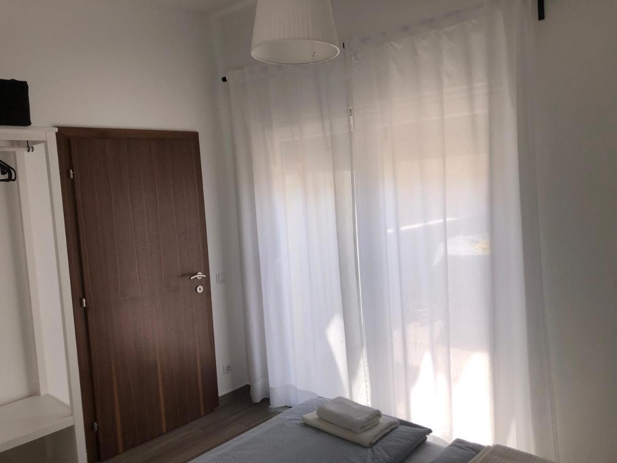 Apartmani Gavran Sukošan Екстериор снимка